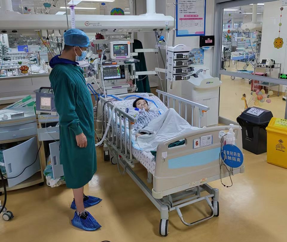 罗甸县跨省救护车出租公司